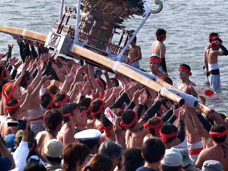 大原はだか祭り汐ふみ2