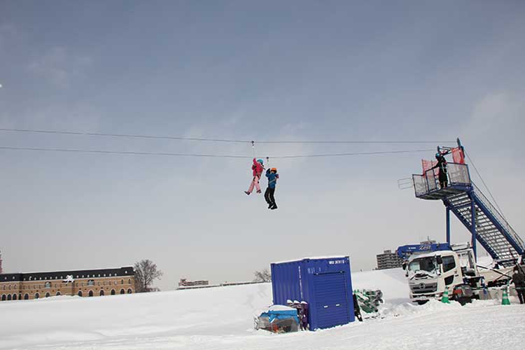 旭川冬まつりスノージップライン