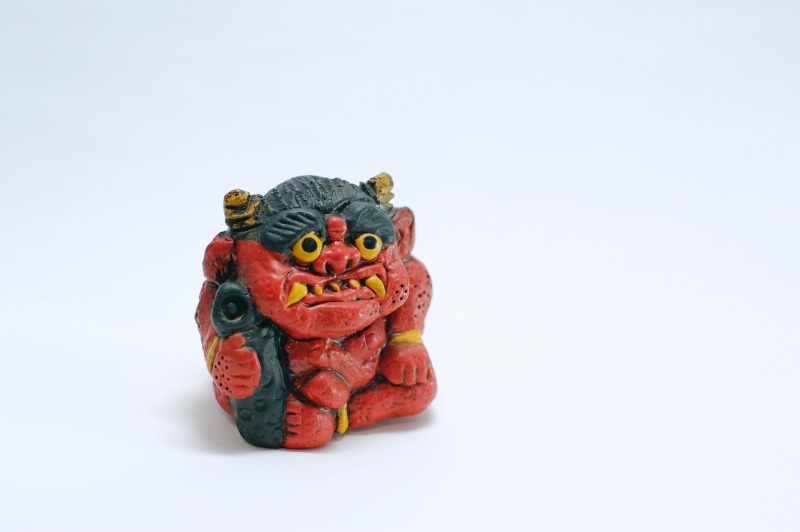 節分の鬼の置物