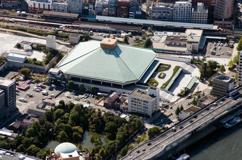 相撲の両国国技館